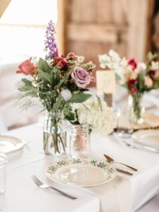 Simple and beautiful floral wedding designs